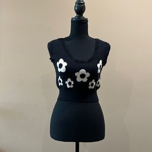 Stella Dallas knit crop Tank size, small, black/white flowers
